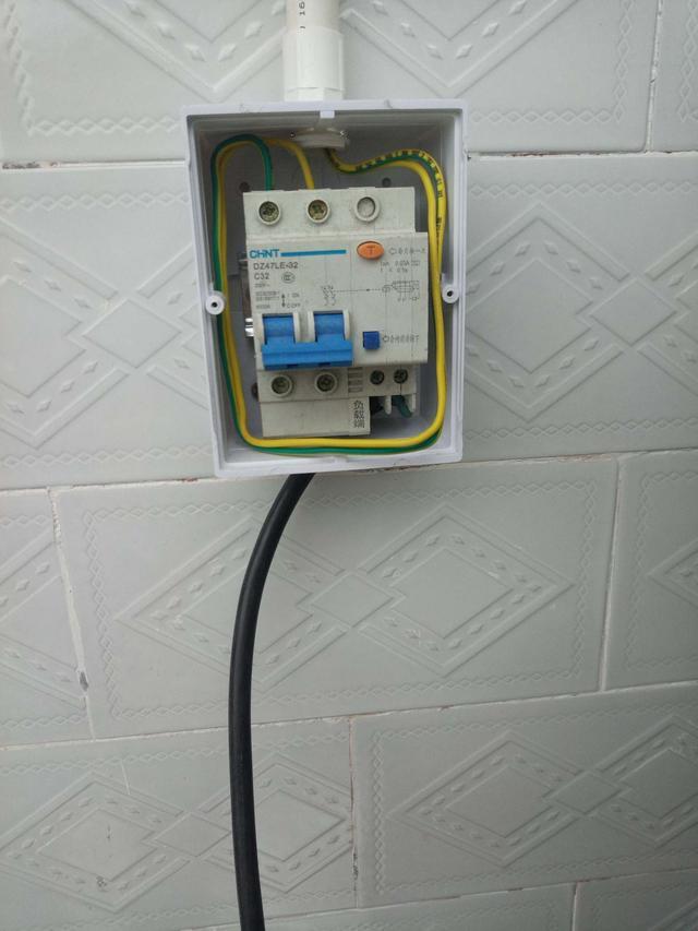 農(nóng)村自建小院壓力罐供水安裝過程