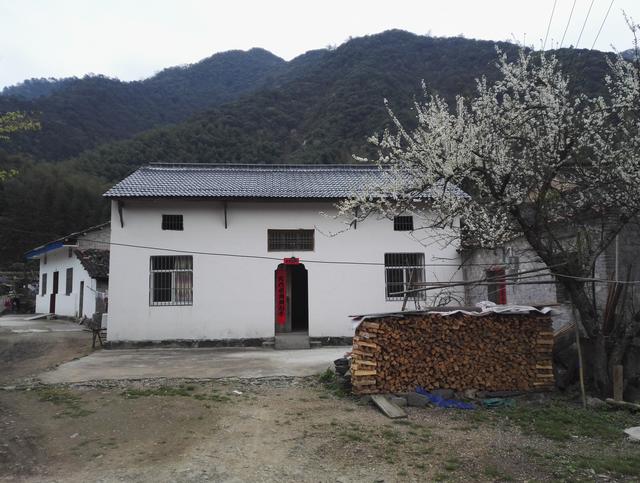 無塔供水器壓力罐如何改造農(nóng)村老式壓水井