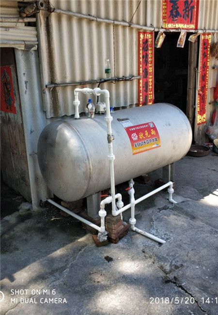 《自來水壓力小使用供水器與水泵增壓有什么不同》